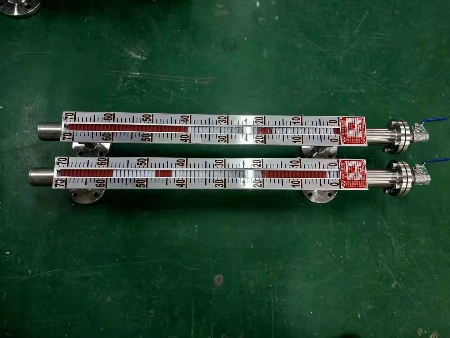 磁翻板液位计在工业生产中的应用
