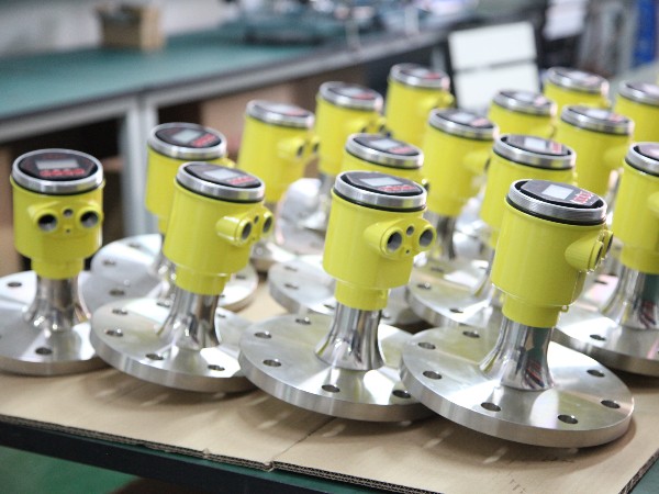 粘稠液体怎么选液位计？