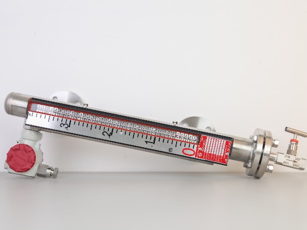 远传磁翻板液位计如何正确接线？