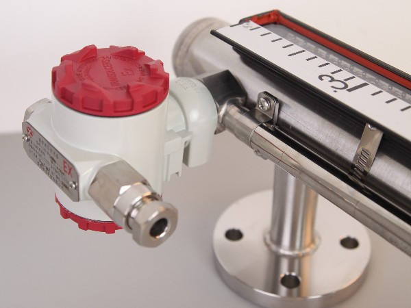 大型立式罐液位计选型指南：西安相远科技助您精准选择