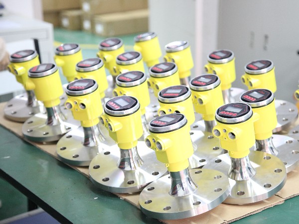 酒罐上可以安装哪种液位计？27年经验厂家为您专业选型